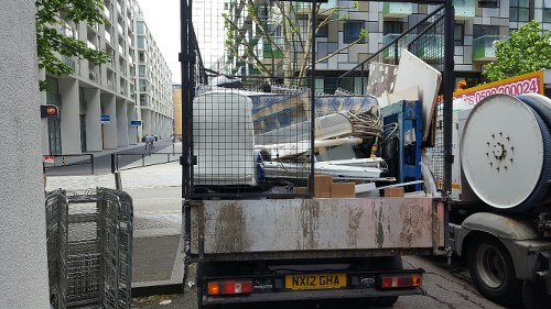 Electric van used for low-carbon flat removals in central London
